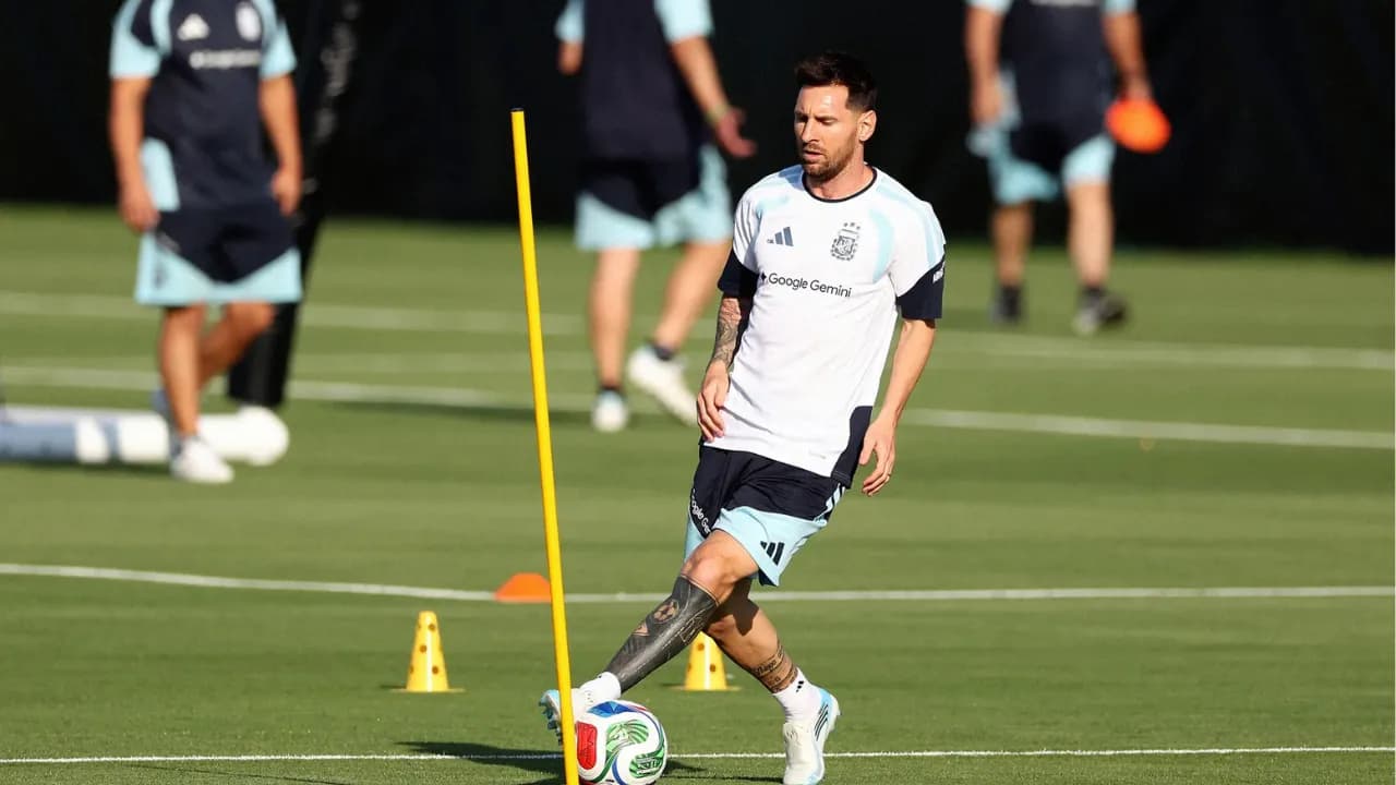 Gemini xuất hiện trên áo tập của Messi tại World Cup 2026